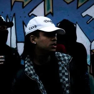 Cave e MC Laranjinha lançam “Fechadão”, single que mistura rap e R&B