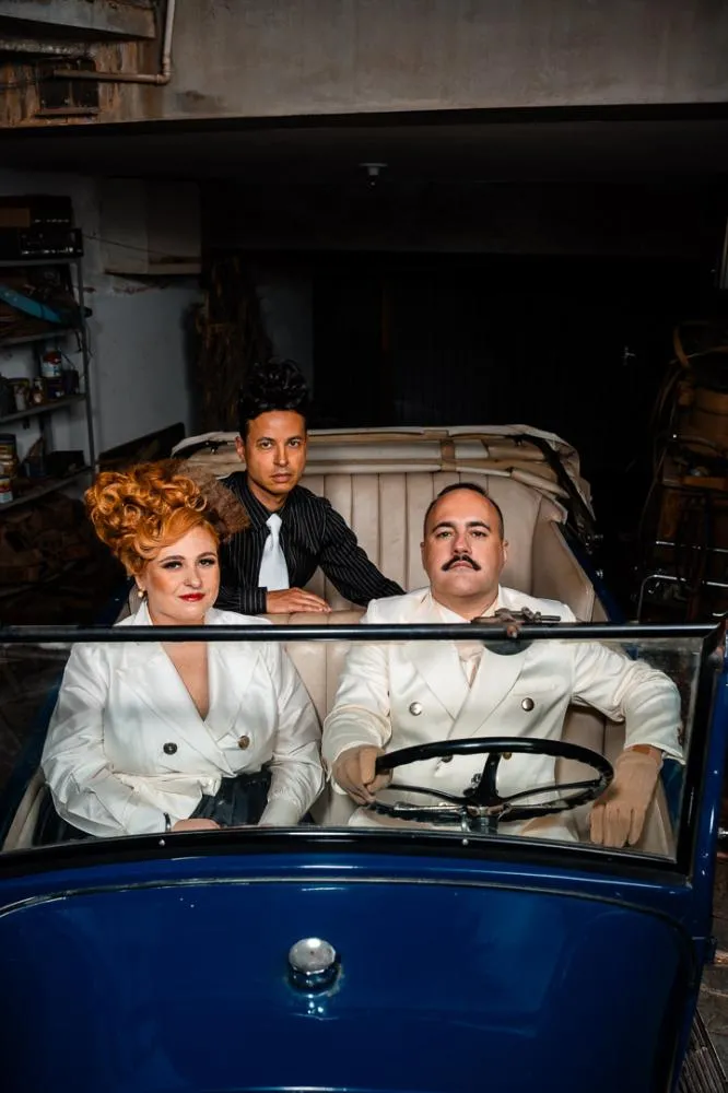 Era do Rádio inspira espetáculo que une teatro, canto lírico e orquestra ao vivo 