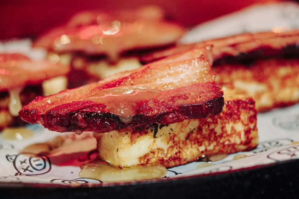 Porks Celebra o Dia do Bacon com o Festival “I Love Bacon” em Todo o Brasil e nas 4 Unidades de Belo Horizonte