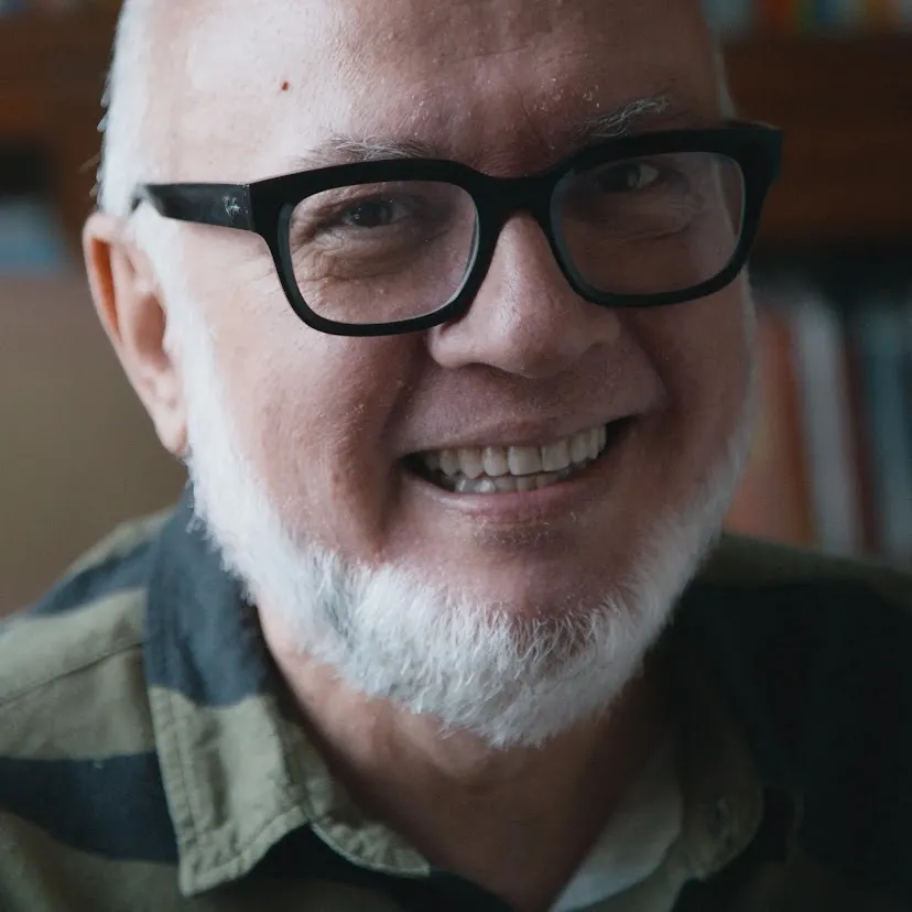 Após quatro livros de poesia e um de crônicas, Cesar Garcia Lima estreia na ficção com contos sobre diversidade e deslocamento