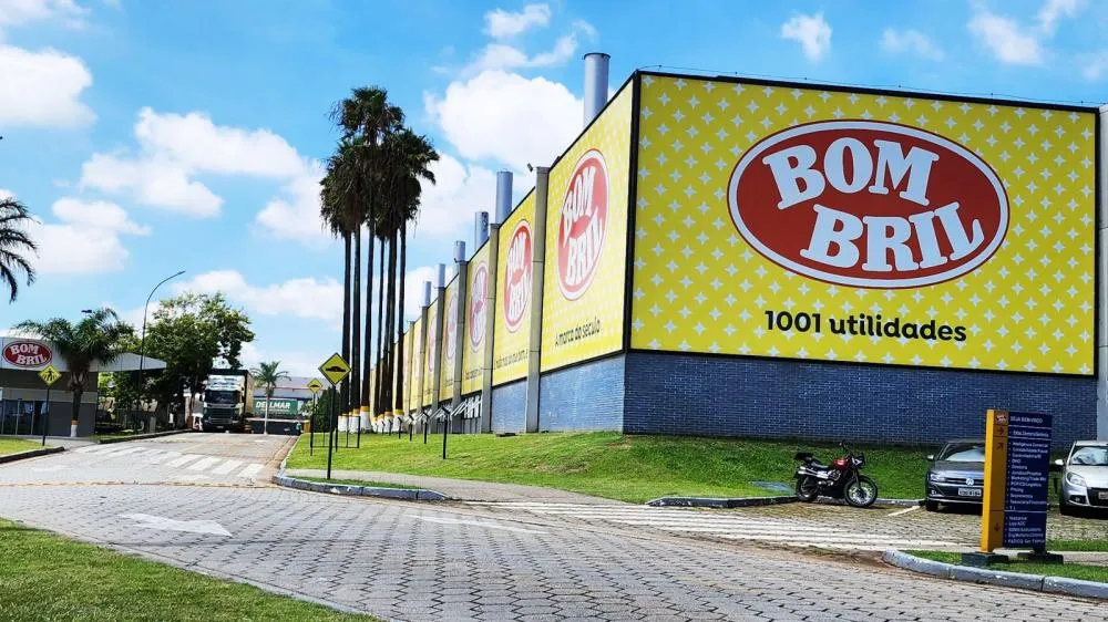 Bombril amplia apoio a causas sociais por todo o país
