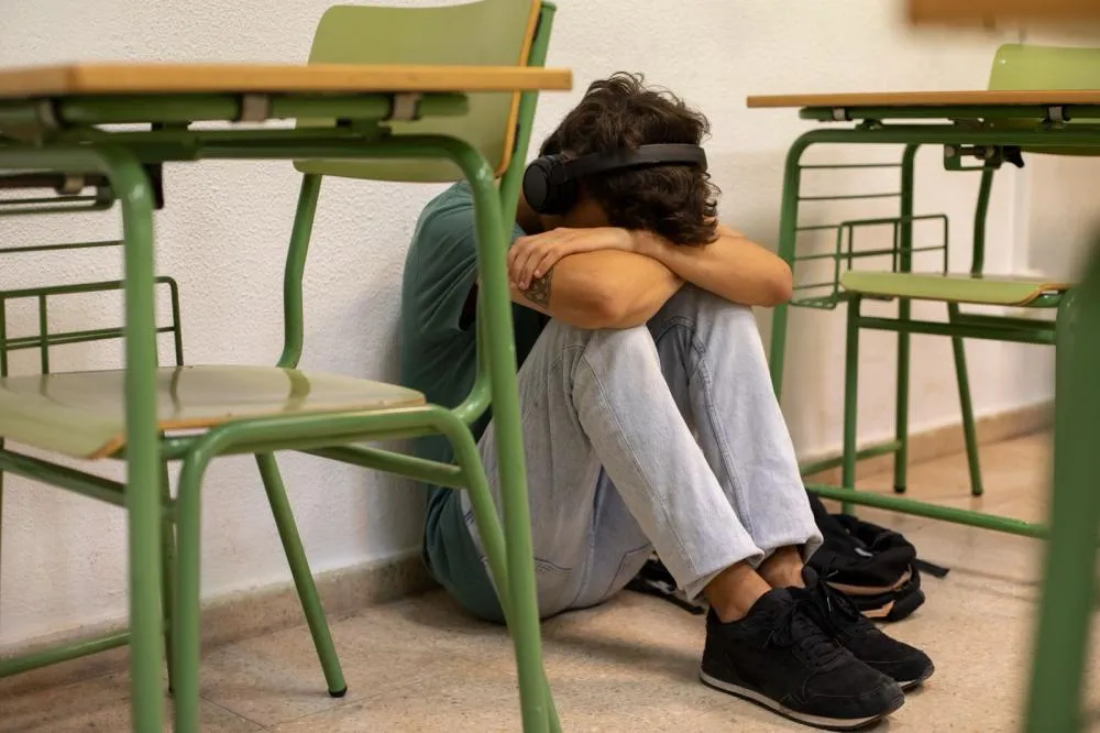 Setembro Amarelo: escuta ativa ajuda escolas a transformar relatos de bullying em ações de cuidado e prevenção