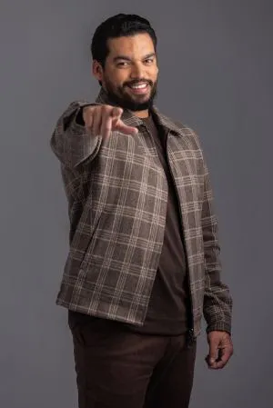 Devinho Novaes, o Boyzinho, celebra 10 anos de carreira e prepara projeto audiovisual especial
