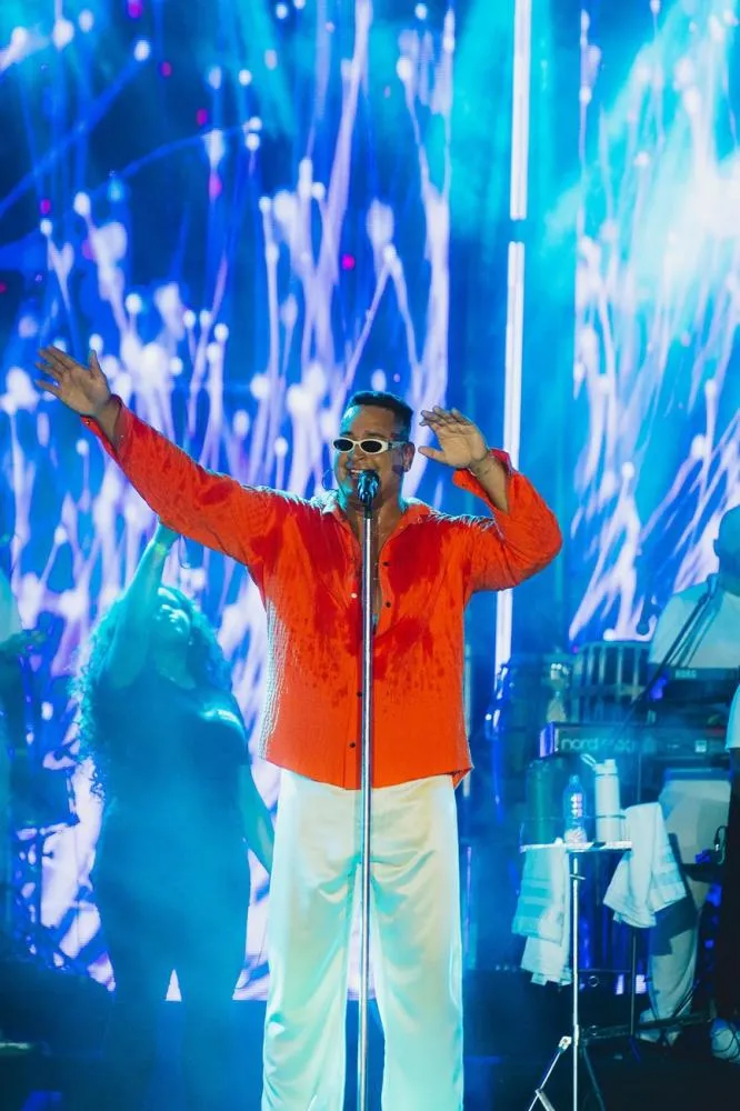 Xanddy Harmonia atravessa o Brasil com shows em três estados