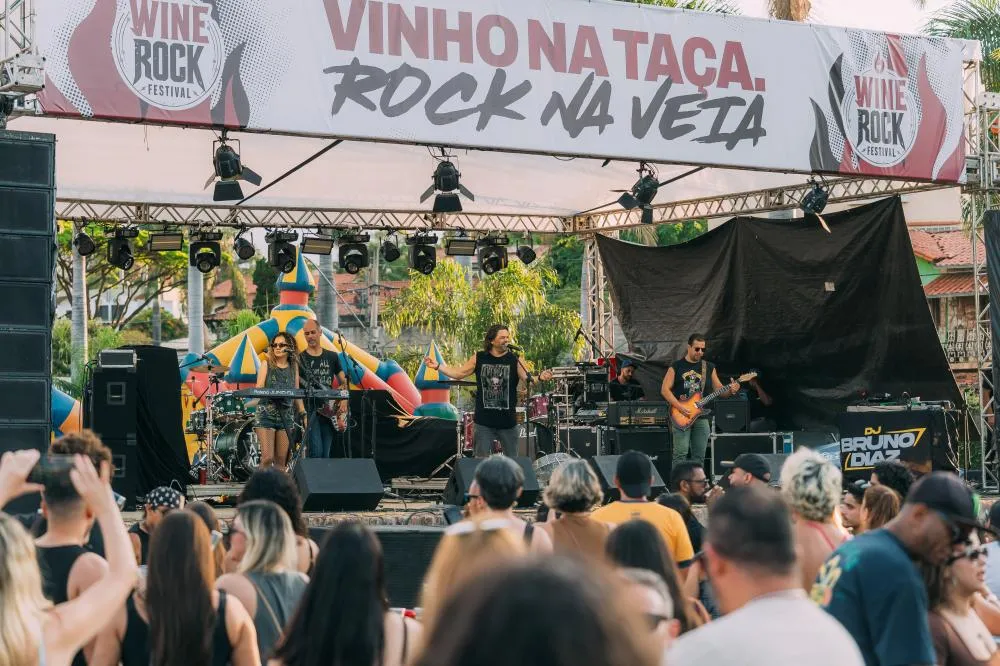 Segunda edição do Wine Rock Festival reúne enogastronomia e o melhor do rock na orla da Pampulha com show de Digão (Raimundos)