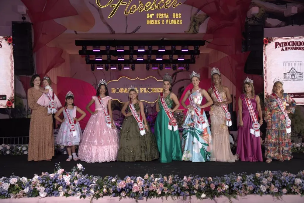 Crianças, flores e tradição encerram a 54ª Festa das Rosas e Flores de Barbacena