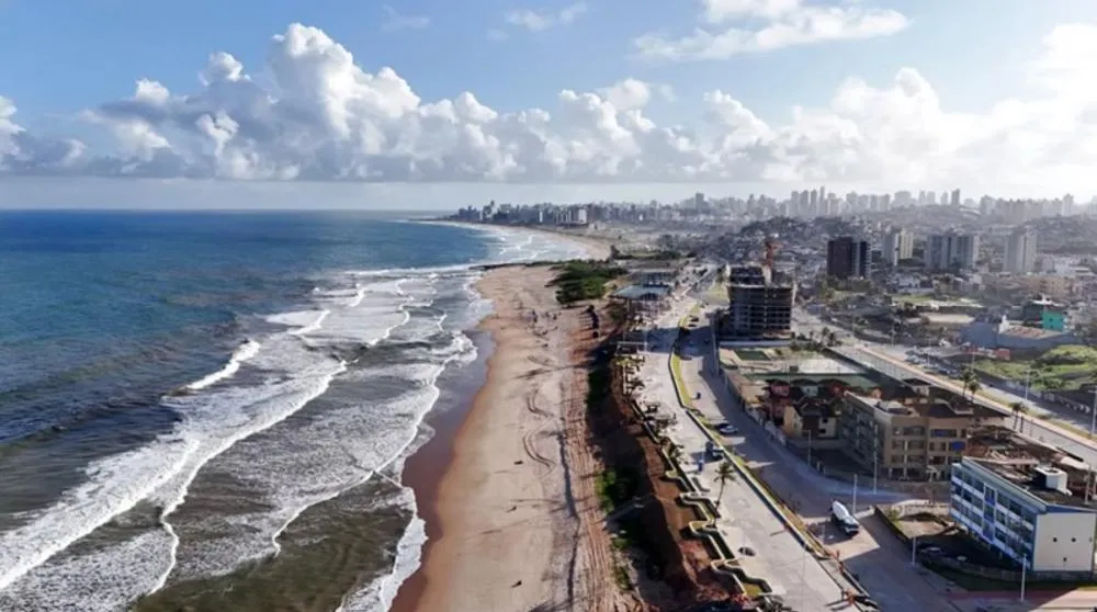 Afya Salvador realiza ação gratuita de prevenção e saúde ambiental na Praia da Boca do Rio 