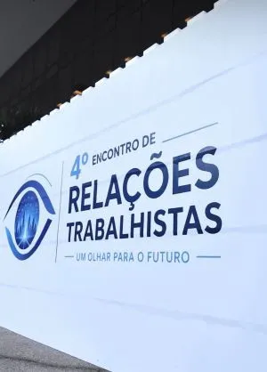 Jurídico AI discute uso de IA para antecipar riscos trabalhistas em encontro com executivos