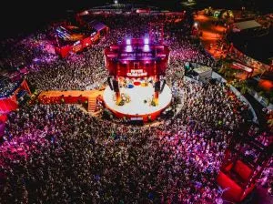 Ivete Sangalo retorna a Belo Horizonte com o “Ivete Clareou” em setembro